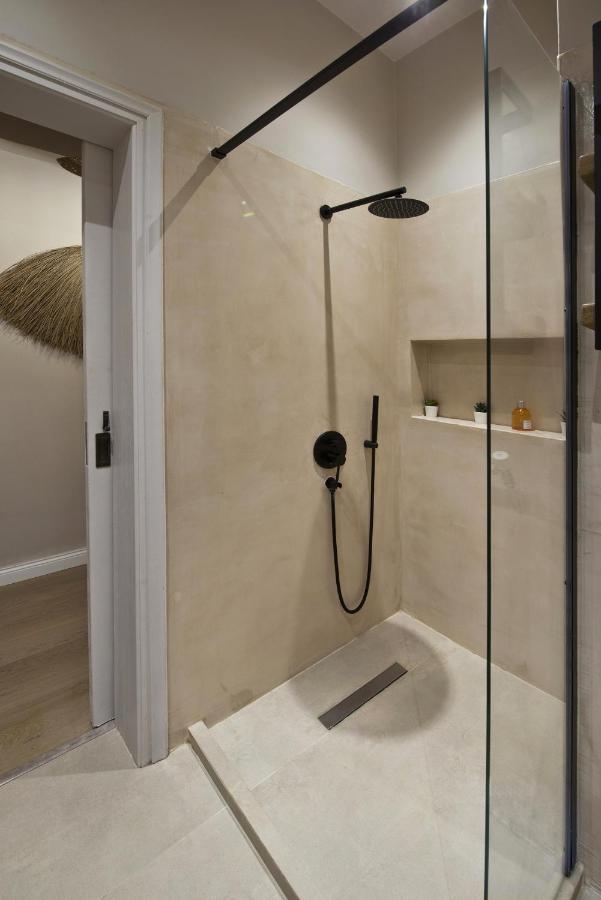Stylish Apartment At Pagrati Афины Экстерьер фото